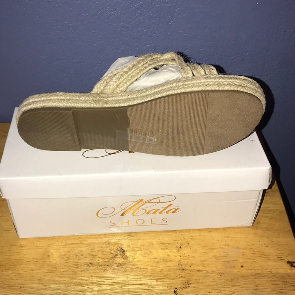 Shoe - Picture 5 of 5